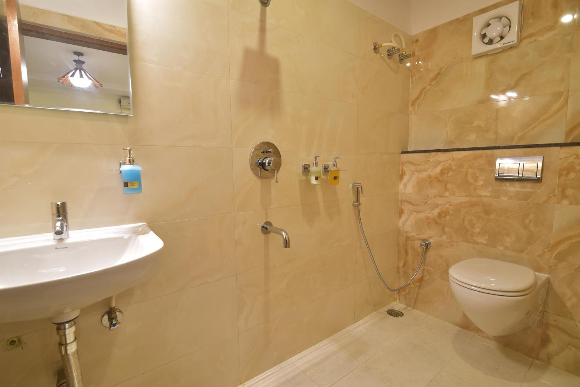 Address 24 Inn Bengaluru Zewnętrze zdjęcie