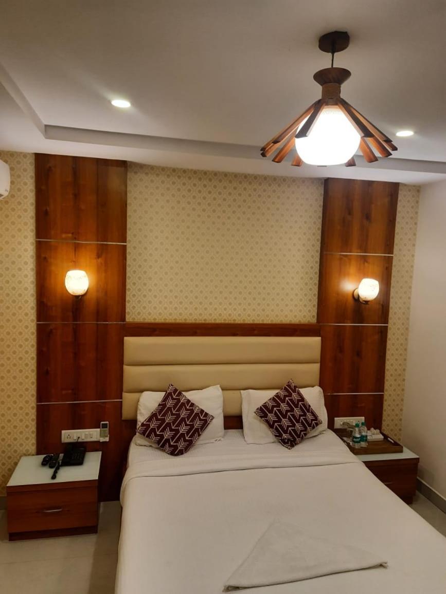 Address 24 Inn Bengaluru Zewnętrze zdjęcie