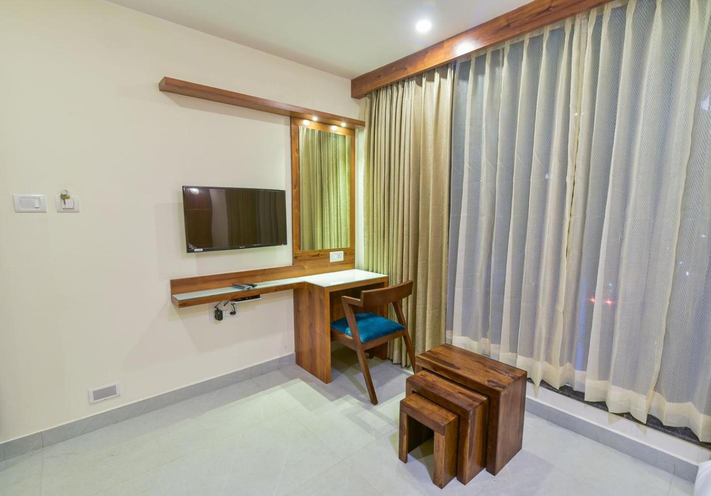Address 24 Inn Bengaluru Zewnętrze zdjęcie